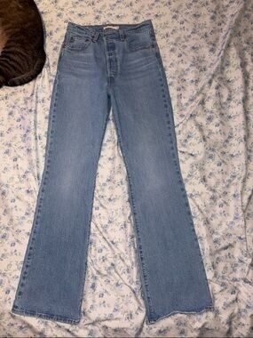 Levi’s Bootcut Ribcage Jeans